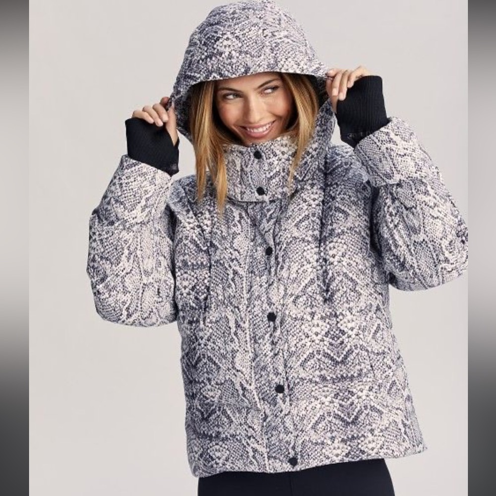 Varley Black and White Puffer Jacket